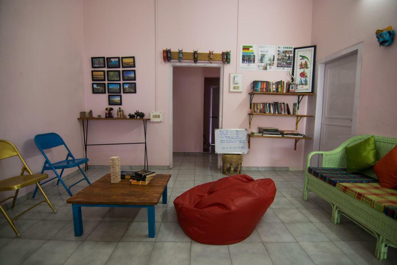 Gibbon Backpackers Hostel غاواهاتي المظهر الخارجي الصورة