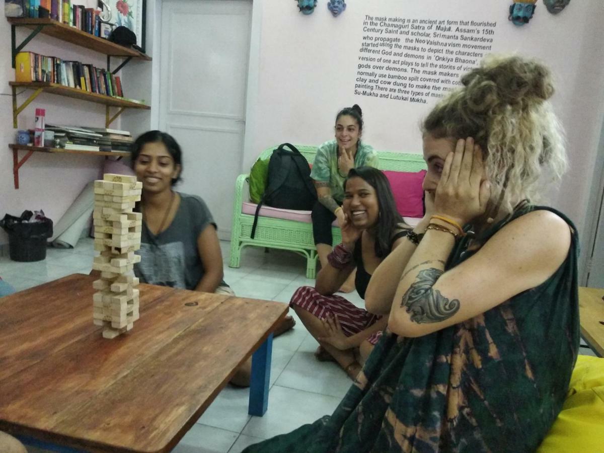 Gibbon Backpackers Hostel غاواهاتي المظهر الخارجي الصورة