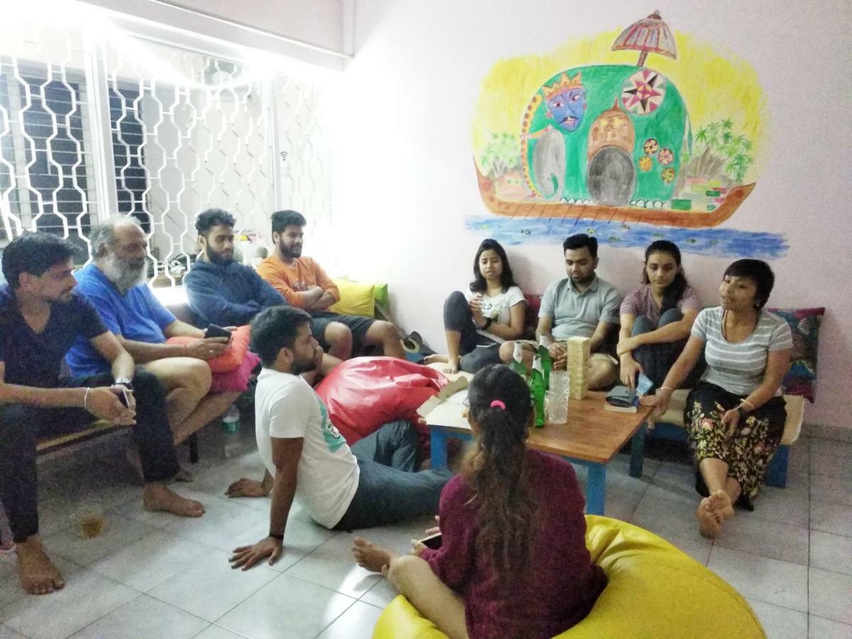 Gibbon Backpackers Hostel غاواهاتي المظهر الخارجي الصورة